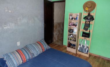 Venta de casa 3 ambientes Villa Luzuriaga