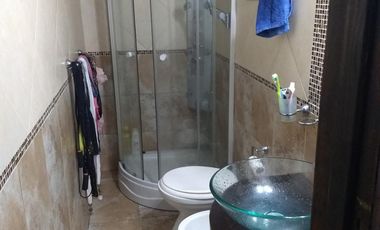 Venta de casa 3 ambientes Villa Luzuriaga