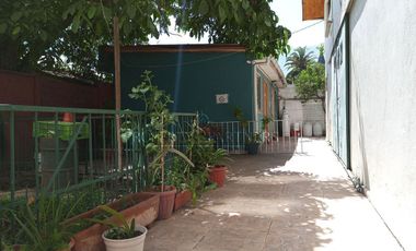 Local comercial en Avda Walker Martinez.