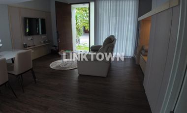 Rumah Full Furnished 2 Lantai Split Level di Northwest Central Surabaya Akses Dekat ke Rs Bhakti Dharma Husada