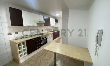 Se arrienda amplio e iluminado departamento hermosa vista al mar sector sur