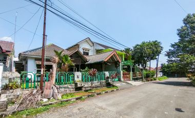 Rumah Tanah Luas 10 Menit ke Gerbang Tol Bogor 2 Dibantu KPR J-35746