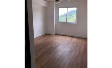 ALQUILO APARTAMENTO CON L/B PH ALTAMIRA GARDENS 3 REC + ESTUDIO