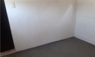 Local/ Galpón / Vivienda/ Barrio El Sosiego