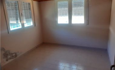 Local/ Galpón / Vivienda/ Barrio El Sosiego