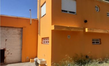 Local/ Galpón / Vivienda/ Barrio El Sosiego