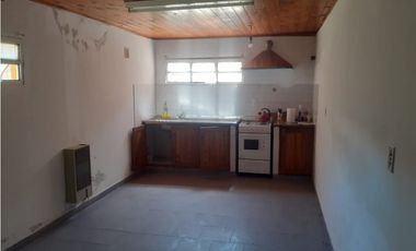 Local/ Galpón / Vivienda/ Barrio El Sosiego