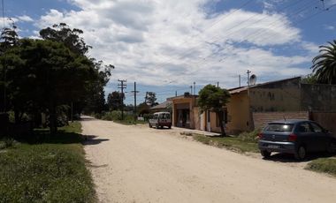 LATORRE PROP CHALET DE 3 AMB SOBRE 450 M2 DE LOTE
