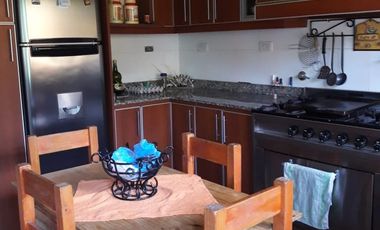 LATORRE PROP CHALET DE 3 AMB SOBRE 450 M2 DE LOTE
