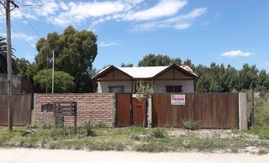 LATORRE PROP CHALET DE 3 AMB SOBRE 450 M2 DE LOTE