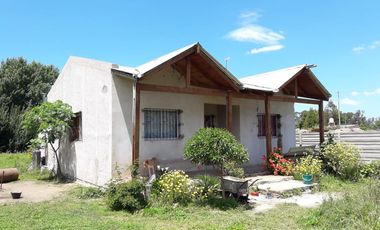 LATORRE PROP CHALET DE 3 AMB SOBRE 450 M2 DE LOTE