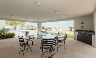 Casa de lujo en Venta, Jardines Coloniales, San Pedro Garza García