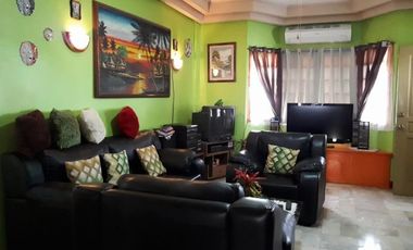 587sqm Bungalow Furnished House & Lot for RENT in Hensonvill