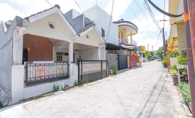 Rumah 2 Lt SHM 10 menit ke Grand Mall Cimanggis Dibantu KPR J-37308