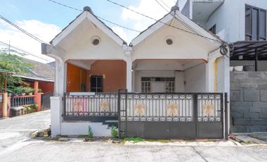 Rumah 2 Lt SHM 10 menit ke Grand Mall Cimanggis Dibantu KPR J-37308