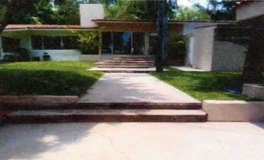 CASA EN VENTA EN VILLAS DE IRAPUATO.....