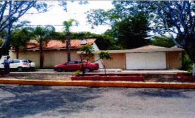 CASA EN VENTA EN VILLAS DE IRAPUATO.....