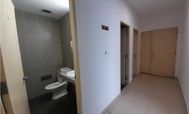 OFICINA DE 501 M2 MANTENIMIENTO INCLUIDO TORRE LAS AMERICAS