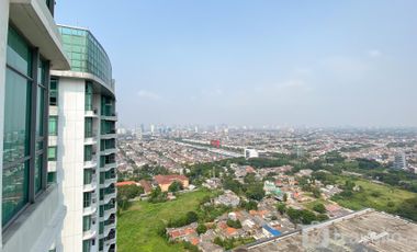 Apartemen St. Moritz Puri