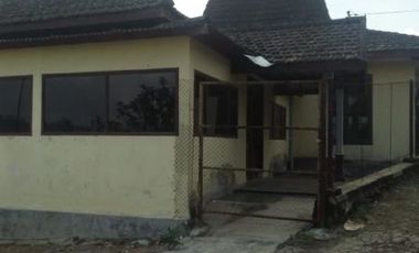Dijual Villa Dan Kebun Apel Didaerah Bumiaji Selecta Batu