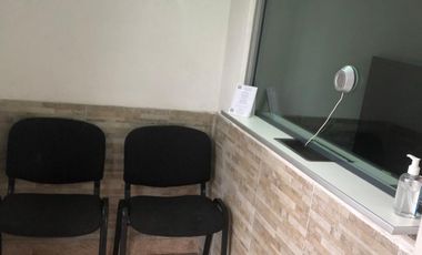 Alquiler local,  en Pompeya,  35mts, excelente ubicación