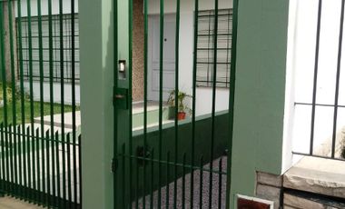 Casa PH en venta en Lanus Este