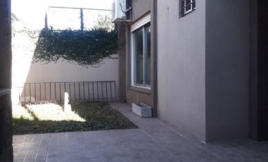 Casa PH en venta en Lanus Este