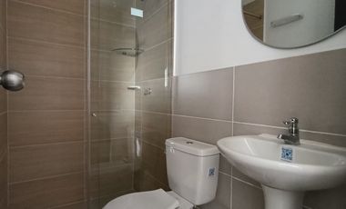 apartamento en arriendo en prados del este. Cod A31298
