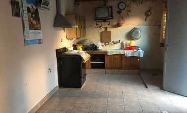 Casa en venta en Lanus Oeste