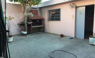 Casa en venta en Lanus Oeste