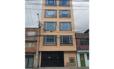 Vendo Apartamento Bogotá La Granja 5to. Piso Exterior Parq. Moto