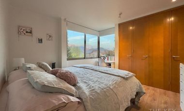 Casa en arriendo de 5 dorm. en Lo Barnechea
