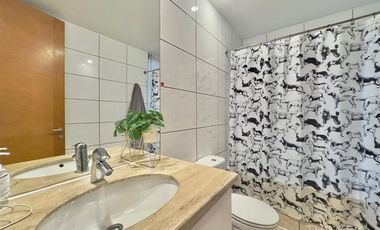 Casa en arriendo de 5 dorm. en Lo Barnechea