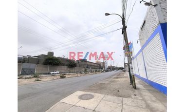 Venta De Local Comercial En La Av. Industrial A Unos Pasos De Plaza Norte
