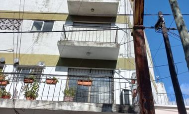 Departamento en venta en Ezpeleta Oeste
