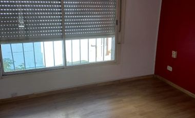 Departamento en venta en Ezpeleta Oeste