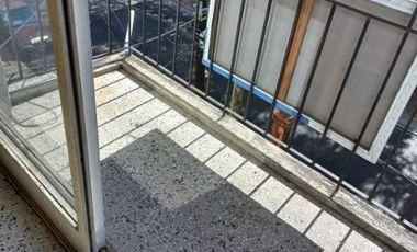 Departamento en venta en Ezpeleta Oeste