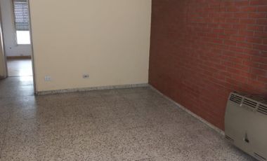 Departamento en venta en Ezpeleta Oeste