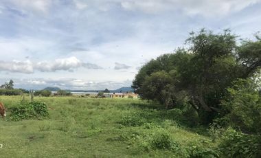 Terreno En Acatlán De Juárez.