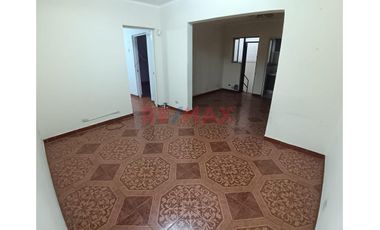 Inversión Comercial En Jr. Azángaro – Venta De 2 Departamentos Juntos | 125 M² | Us$ 174,500