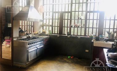 CASA EN VENTA :: San Telmo : EXCELENTE/OPORTUNIDAD acepta PERMUTA y/o FINANCIACION