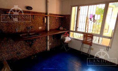CASA EN VENTA :: San Telmo : EXCELENTE/OPORTUNIDAD acepta PERMUTA y/o FINANCIACION