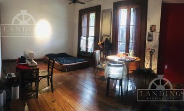 CASA EN VENTA :: San Telmo : EXCELENTE/OPORTUNIDAD acepta PERMUTA y/o FINANCIACION