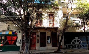 CASA EN VENTA :: San Telmo : EXCELENTE/OPORTUNIDAD acepta PERMUTA y/o FINANCIACION