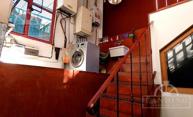 CASA EN VENTA :: San Telmo : EXCELENTE/OPORTUNIDAD acepta PERMUTA y/o FINANCIACION