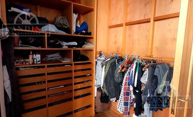 CASA EN VENTA :: San Telmo : EXCELENTE/OPORTUNIDAD acepta PERMUTA y/o FINANCIACION