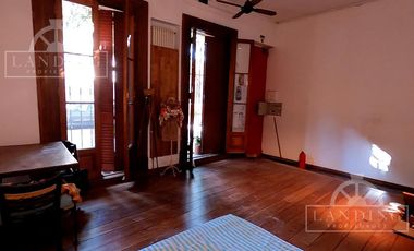 CASA EN VENTA :: San Telmo : EXCELENTE/OPORTUNIDAD acepta PERMUTA y/o FINANCIACION