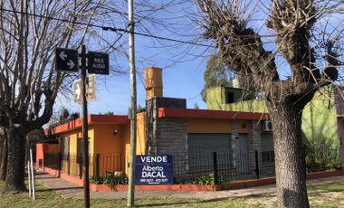 Casa en Venta en 462/15 City Bell - Alberto Dacal Propiedades
