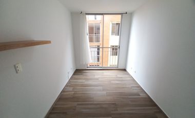 apartamento en arriendo en conjunto residencial santa cruz piso 6. Cod A13873