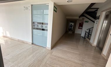 Oficina con muy buena ubicación en centro sur